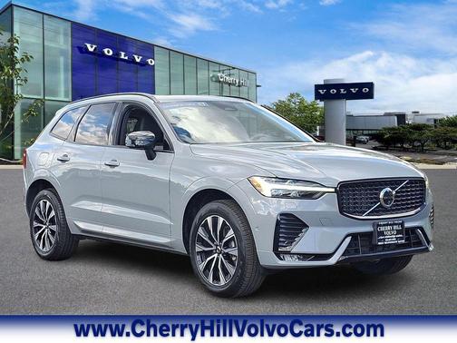 2025 Volvo XC60 B5 Plus Dark