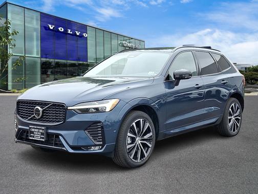 2025 Volvo XC60 Plus
