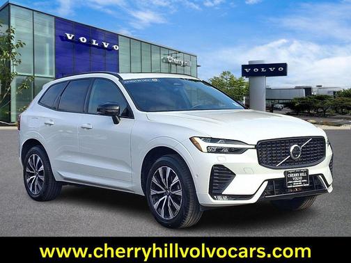 2023 Volvo XC60 Plus