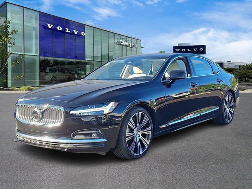 2022 Volvo S90 B6 Inscription