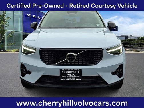 2025 Volvo XC40 Plus