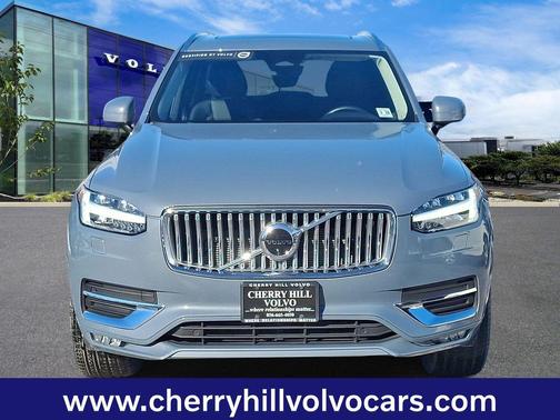 2023 Volvo XC90 Plus