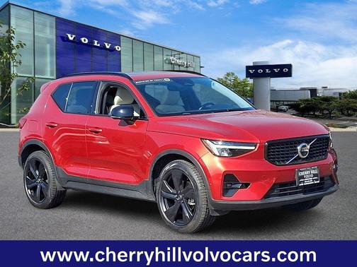 2023 Volvo XC40 Plus