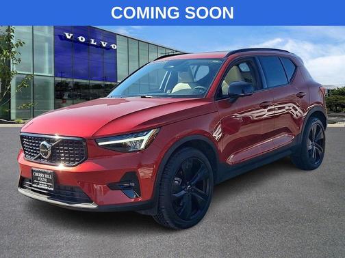 2023 Volvo XC40 Plus