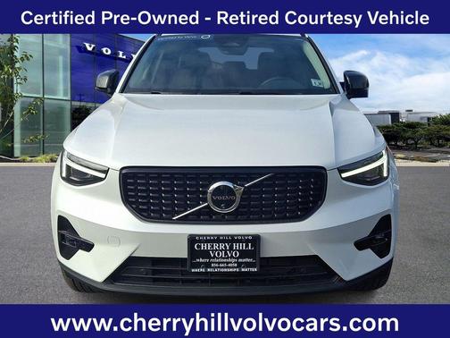 2025 Volvo XC40 Plus