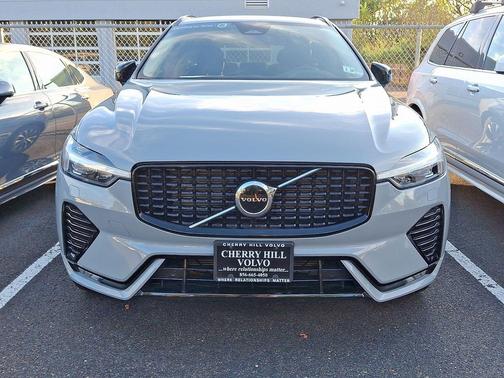 2025 Volvo XC60 B5 Core