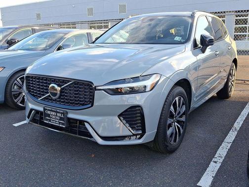 2025 Volvo XC60 B5 Core