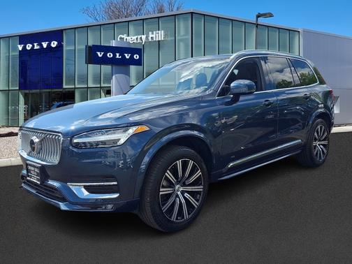 2024 Volvo XC90 B5 Core Bright Theme