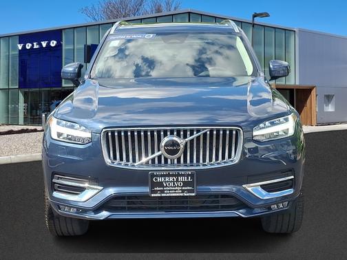 2024 Volvo XC90 B5 Core Bright Theme