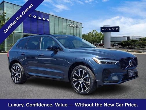 Denim Blue 2024 Volvo XC60 Plus