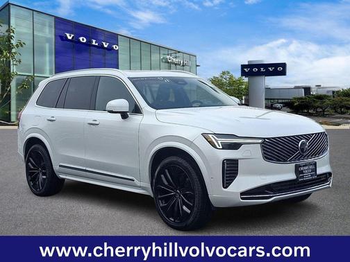 2025 Volvo XC90 Plus