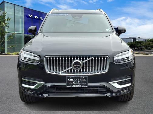 2024 Volvo XC90 B6 Plus Bright Theme 7-Seater