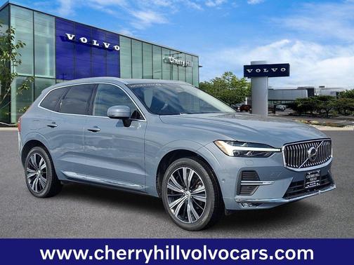 2023 Volvo XC60 Plus
