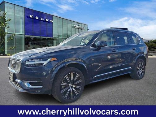 2023 Volvo XC90 Plus
