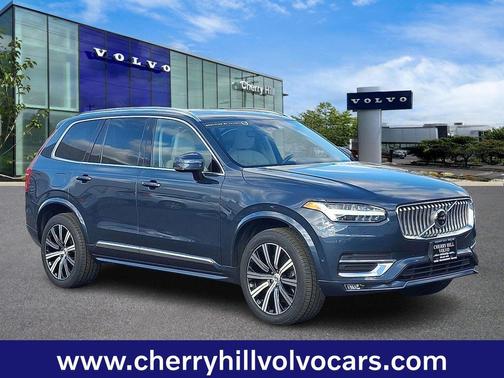 2023 Volvo XC90 Plus