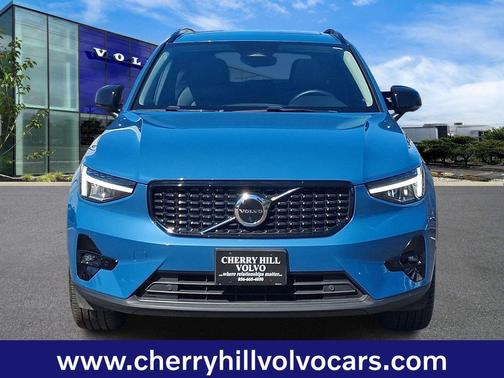 Fjord Blue 2023 Volvo XC40 Plus