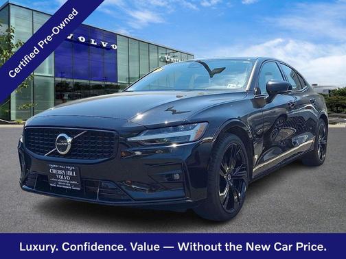 Onyx Black 2024 Volvo S60 Ultimate