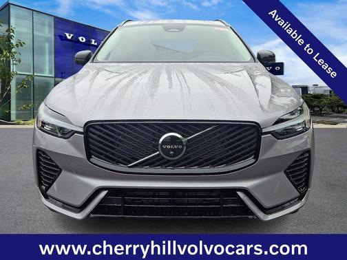 Aurora Silver 2026 Volvo XC60 Plus