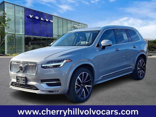 2023 Volvo XC90 Plus
