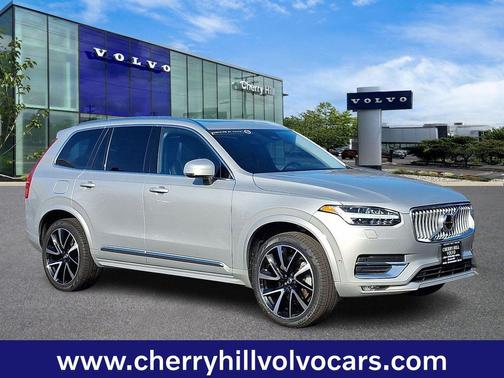 2023 Volvo XC90 Plus