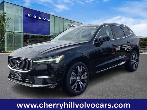 2023 Volvo XC60 Plus