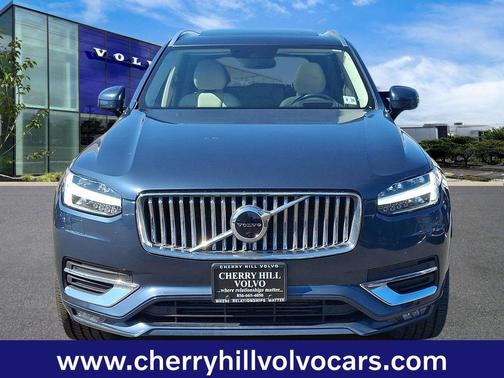 2022 Volvo XC90 T6 Inscription