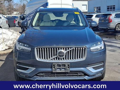 2022 Volvo XC90 T6 Inscription