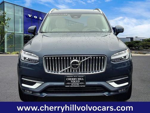 2023 Volvo XC90 Plus