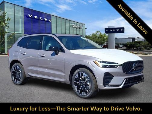 Aurora Silver 2026 Volvo XC60 Plus