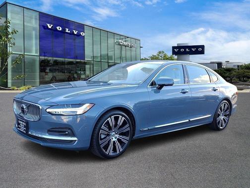 2022 Volvo S90 B6 Inscription