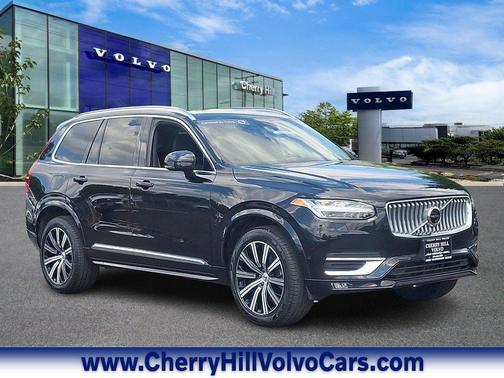 2024 Volvo XC90 B5 Plus