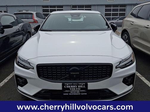 2024 Volvo S60 Plus