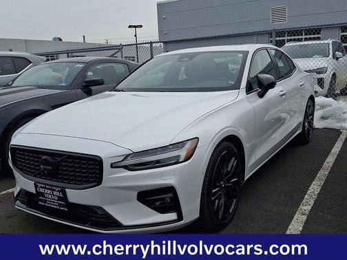 2024 Volvo S60 Plus