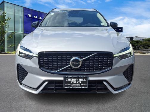 2025 Volvo XC60 B5 Core