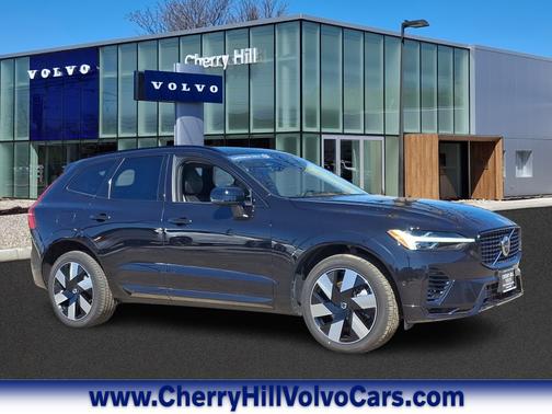 2024 Volvo XC60 Recharge Plug-In Hybrid T8 Plus Dark Theme