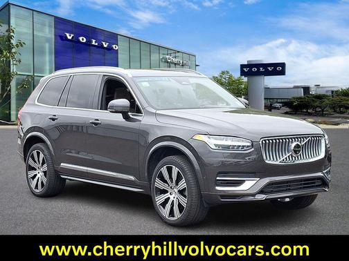 2023 Volvo XC90 Plus