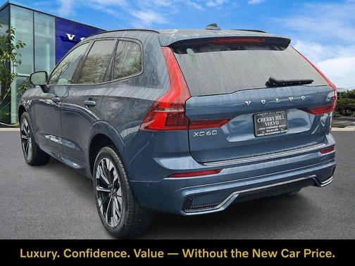 Denim Blue 2026 Volvo XC60 Plus