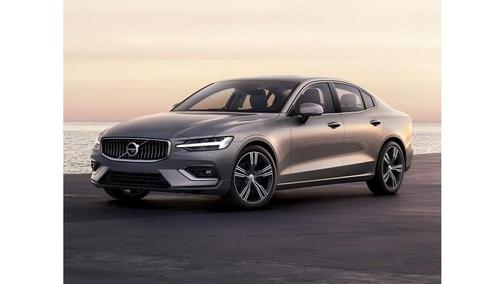Denim Blue 2022 Volvo S60 B5 Momentum