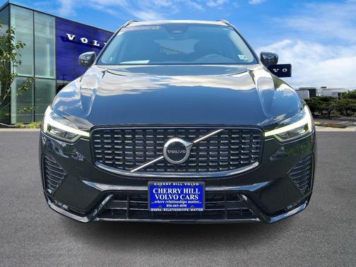 2025 Volvo XC60 B5 Core