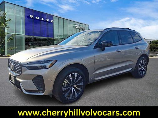 2025 Volvo XC60 B5 Plus