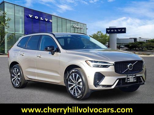 2025 Volvo XC60 B5 Plus