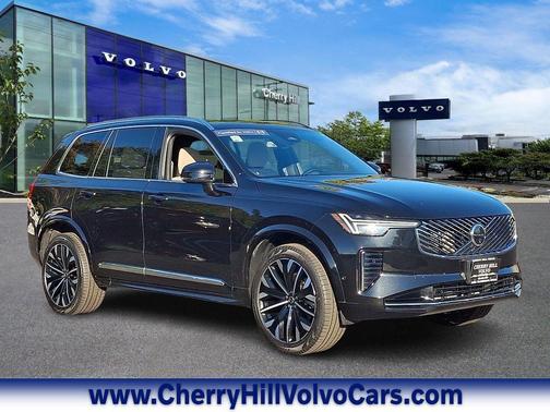 2025 Volvo XC90 B6 Plus 7-Seater