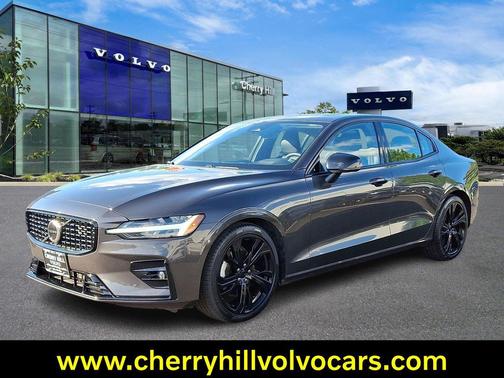 2025 Volvo S60 B5 Core