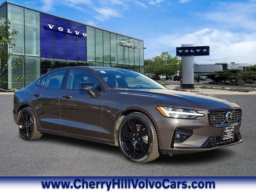 2025 Volvo S60 B5 Core