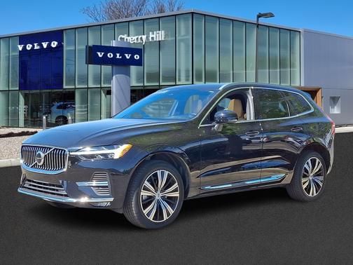 2022 Volvo XC60 B6 Inscription