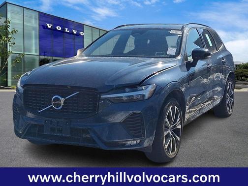 2025 Volvo XC60 Plus