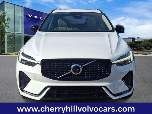 2023 Volvo XC60 Plus