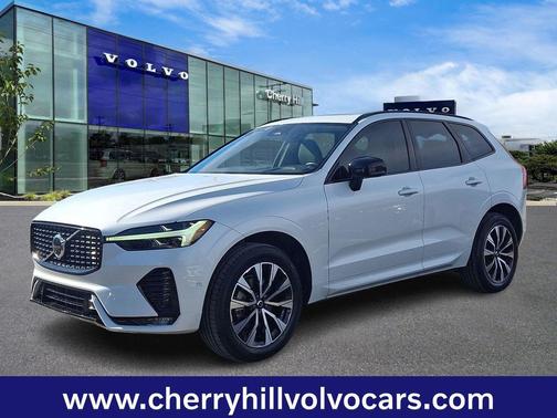 2023 Volvo XC60 Plus