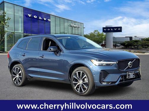 Denim Blue 2025 Volvo XC60 Plus