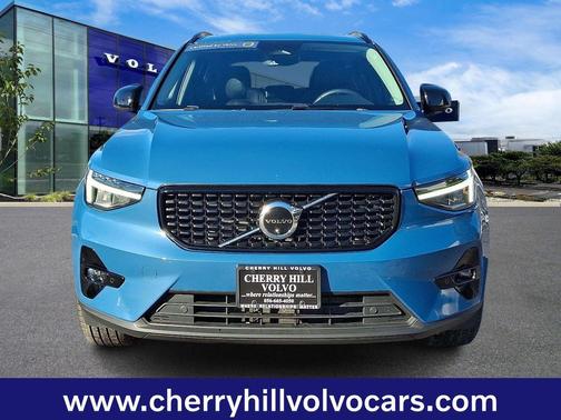 2023 Volvo XC40 Plus